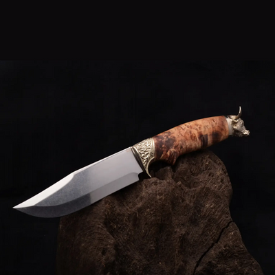 Bespoke field dressing knives