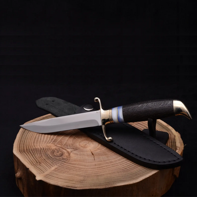 High-carbon steel hunting knives