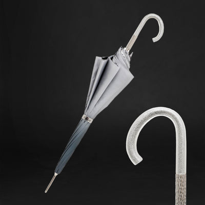 Fashionable women's umbrella in grey silver with animalier design