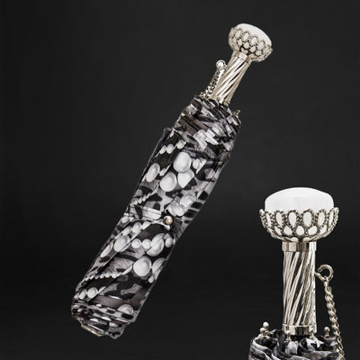 Upscale umbrella for ladies