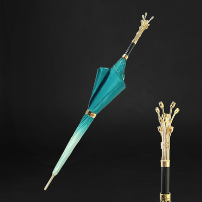 Stunning umbrella with double-layered fabric and exclusive design