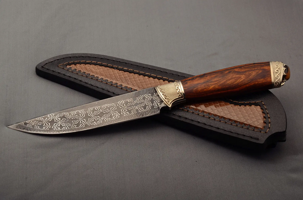 Exclusive Collectible Hunting Knife with Brown Wooden Handle | ART ...