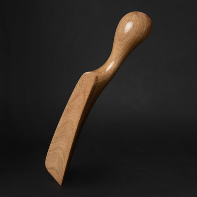 Small wooden shoe horn